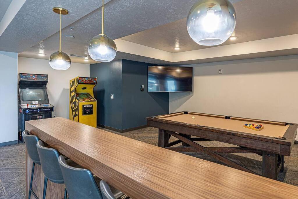 Modern 1B Downtown Slc With Wfh Setup, Gym, Fast Wi-Fi, Pool Apartment Salt Lake City Ngoại thất bức ảnh